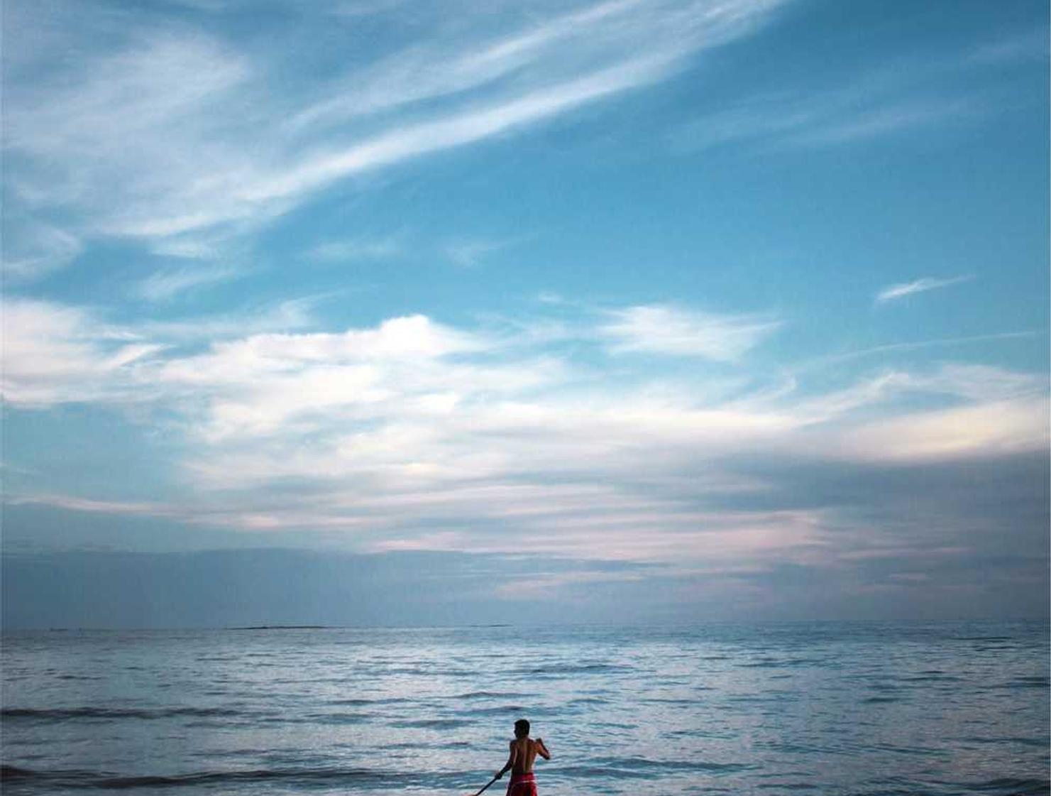 民生通讯实名账号：流量卡与手机运营商的合作